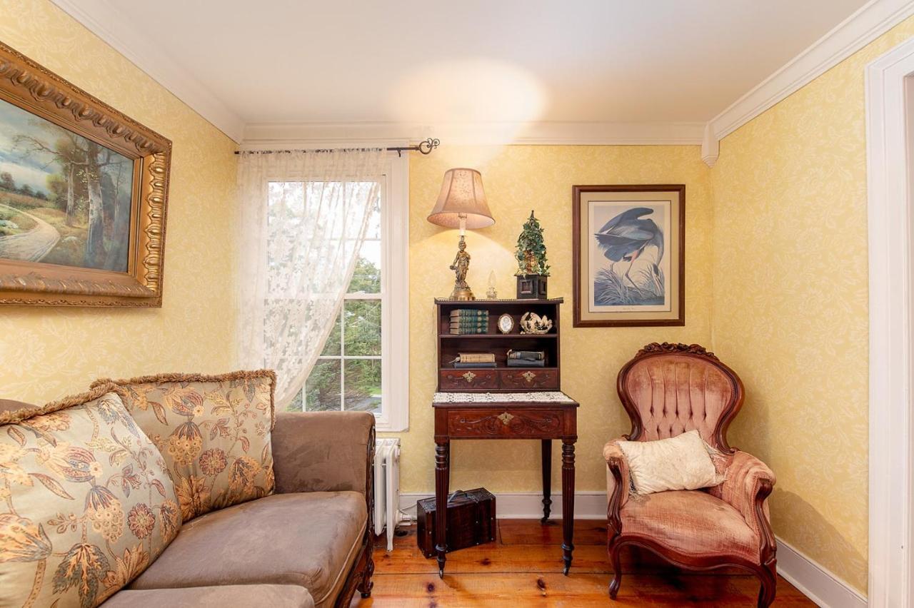 Van Winkle Inn Greenville Ngoại thất bức ảnh