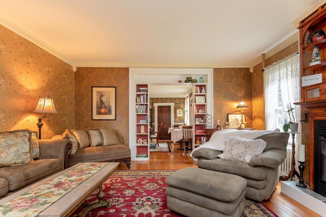 Van Winkle Inn Greenville Ngoại thất bức ảnh