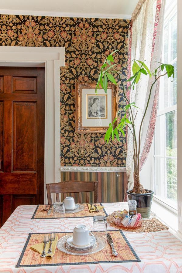 Van Winkle Inn Greenville Ngoại thất bức ảnh