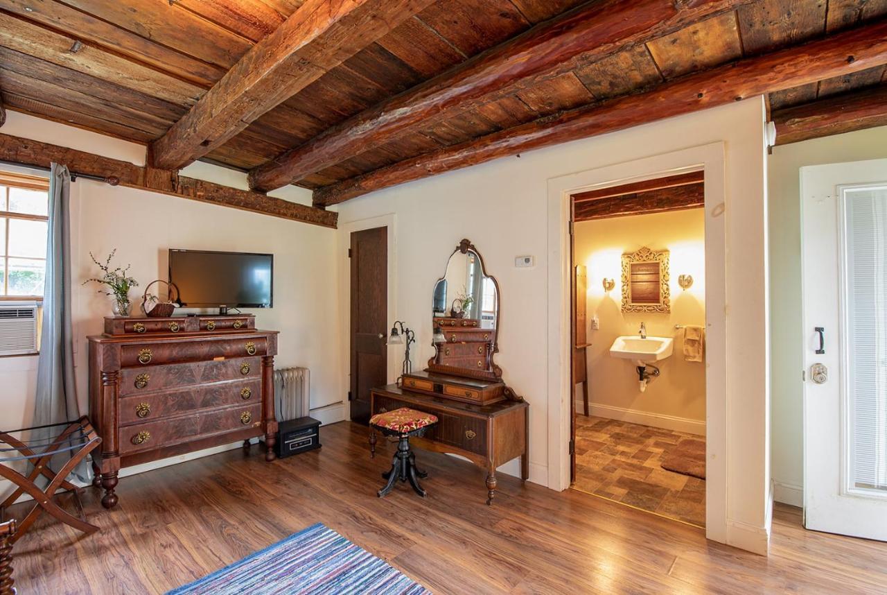 Van Winkle Inn Greenville Ngoại thất bức ảnh