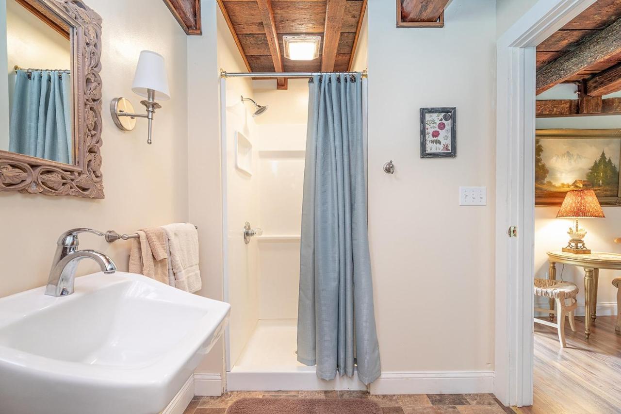 Van Winkle Inn Greenville Ngoại thất bức ảnh
