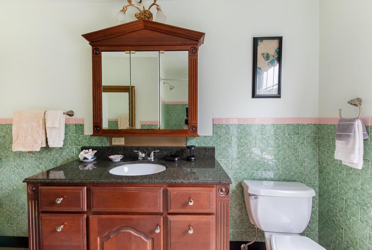 Van Winkle Inn Greenville Ngoại thất bức ảnh
